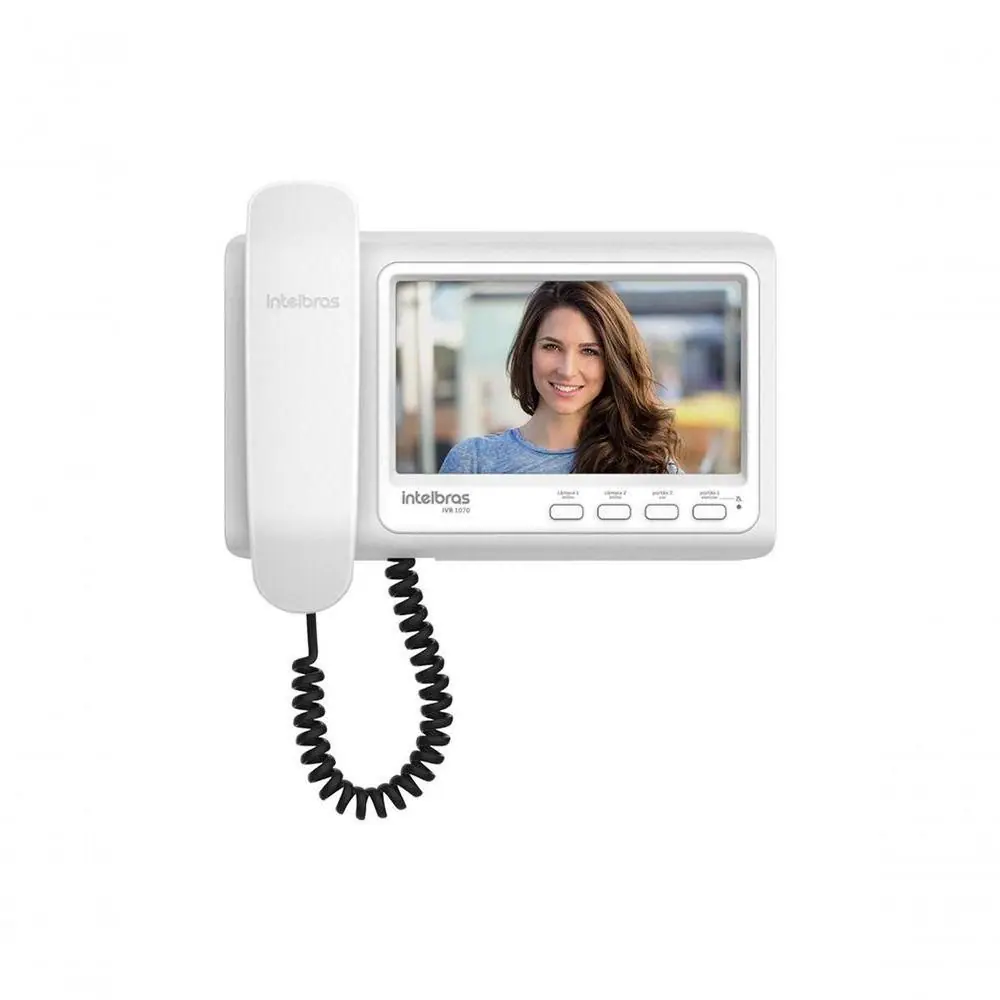 Vídeo porteiro Intelbras IVR 1070 HS com monitor interno de 7 polegadas exibindo câmera externa de entrada residencial com visão noturna e controle de fechadura