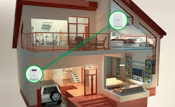 Central de alarme Intelbras AMT 8000 Pro sem fio com Wi-Fi para sistemas avançados de segurança.